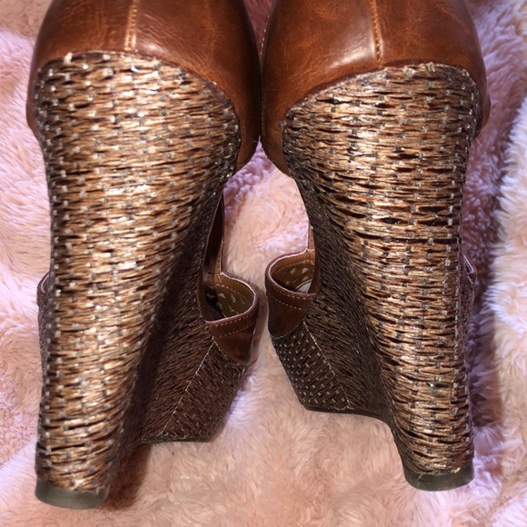 Angel Ribbons brown platform lace up wedge - Picture 4 of 5